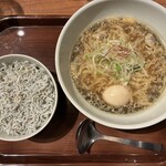 酒ト魚ト汝ト私 - 貝出汁ラーメンセット(ラーメン&しらすご飯)