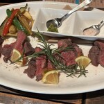 Meat & Tavern CHILL HOUSE - 