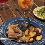 Meat & Tavern CHILL HOUSE - 