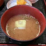 いとうや - 滑子茸と豆腐の味噌汁