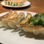 ぎょうざ屋 たかく - 