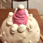 京かき氷 つみき - トップは可愛いピンク色のラズベリークリーム、まわりはマロンクリーム！