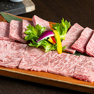 A5ランク黒毛和牛や黒豚など、厳選素材で味わう上質焼肉