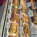 梅や - ショーケース