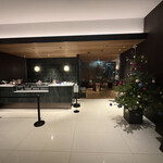 Hills House Dining 33 - 店舗入り口