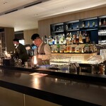 Hills House Dining 33 - 店内カウンター席