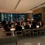 Hills House Dining 33 - 店内