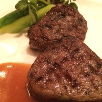 シンフォニー東京湾クルーズ - お肉料理