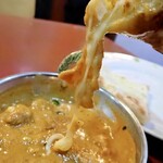 ビニタダイニング - チーズナンセット　マトンカレー