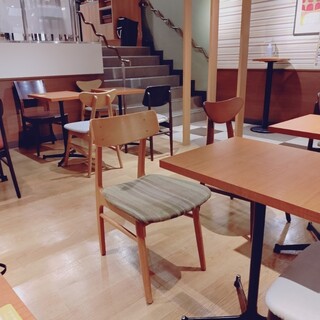 カフェ・ド・クリエ_2