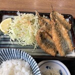 旨いもの処 一朗 - 魚が小さいので処理するのは難しそうやな