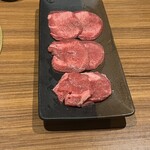 中目黒焼肉 登牛門 - 
