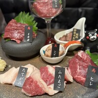 馬刺しと焼き鳥 グルマン三年坂 - 