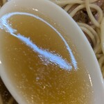 中華そばや 和凡 - スープ