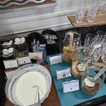 BONVOY ELITE MEMBER LOUNGE - 