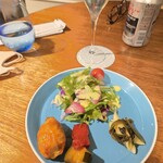 BONVOY ELITE MEMBER LOUNGE - 