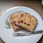 カワセミ珈琲店 - シュトーレン風バターケーキ 580円✨️上から。シュトーレンより軽くて、ふんわりバター♡持って帰りたい位おいしいです。