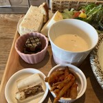 G831 Natural Kitchen & Cafe - 