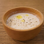 salmon atelier Hus - ●カリフラワーのポタージュ