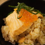 salmon atelier Hus - 