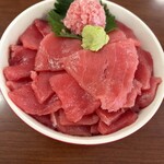 まぐろレストラン - たっぷり!! 本鮪が どーんと 乗ってます♪嬉しい♥️