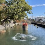 カミカケ茶屋 - お堀