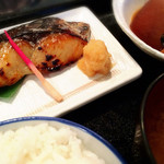 魚久 イートイン あじみせ - 鰆と鰤大根煮定食（限定20食）