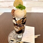 ファヴォリ - マロンパフェ