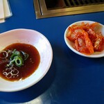 釜山 - タレとキムチ。