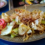 釜山 - THE　ホルそば!!　最初からしっかり味付けしてあるホルモン焼きそばでした。津山式？