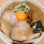 東京煮干し らーめん玉 - 濃厚とろりそば&卵黄