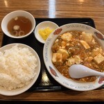 燕京 - 料理写真:本日のでランチＢ　1,050円
