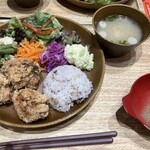 鳥〇食堂×タニタカフェ  くずはモール店 - 