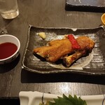 ささいずみ - 焼き豚足760円。これもおすすめ。