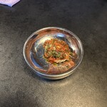 RAMEN HITONI YASASHIKU - 【tpニラ辛】