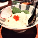 中野炉端 炭華 - 生湯葉のいくらのせ～クリーム醤油を添えて～