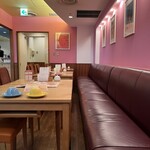 MLESNATEA - 可愛いポップな店内