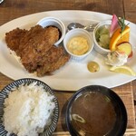 ツムギ キッチン - 