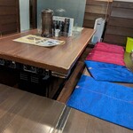 ミート カネショウ - 店内　座敷