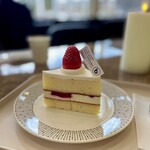 pause cafe - 料理写真:苺ショート（550円）