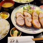 とんかつ井戸枩 - 