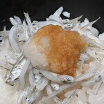うどん家 八重桜 - しらすご飯　カルシウム取れて良いです