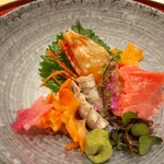 日本料理 よこ倉 - 御造里（ボタンエビ、本まぐろ、赤貝、子持ちシャコ）