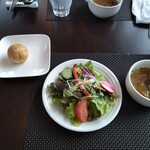 ラ ビストリア - ミルクパン    サラダ    ミネストローネ