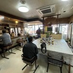 ジャスミン - 店内　またねー　　黒板の　おすすめランチメニュー　不定期に変わる　いいんですよ　また