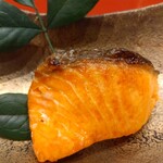 日本料理 よこ倉 - 秋さーもん汐焼き