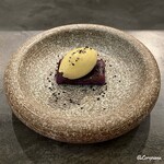 カーサ・デル・チーボ - 紫芋のジェラティーナとフォアグラのムース