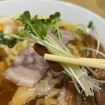 手打 親鶏中華そば 綾川 - 