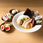 麺屋周郷 鶏のとりこ - 