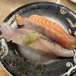 回転寿し トリトン - サーモンとニシン